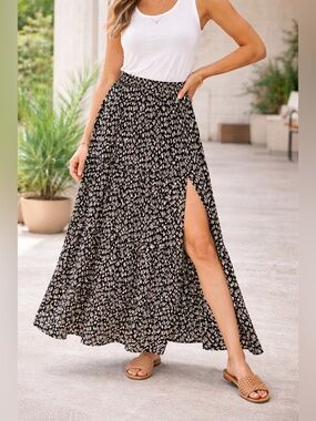 Angie Black and Cream Cactus Print Maxi Skirt with Side Slit. 🌵👢